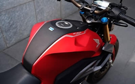 Bigger Fuel Tank pada CB150R Streetfire