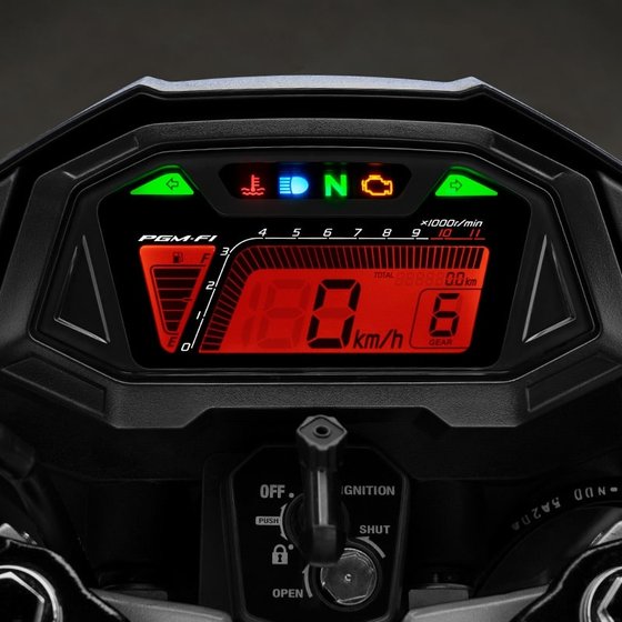 Digital Panel Meter pada Sonic 150R
