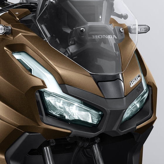 LED Headlight pada ADV 160