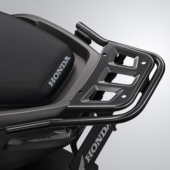 Rear Carrier​ pada EM1 e: