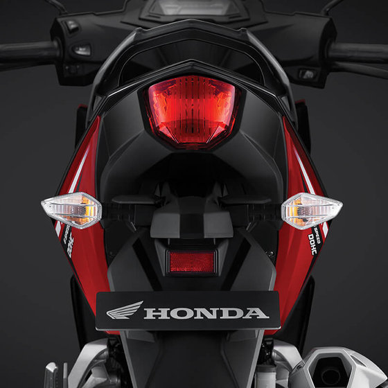 Tail Light & Seperated Rear Winker pada Supra GTR 150