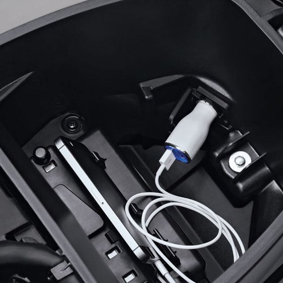 Innovative Power Charger pada Supra X 125 FI