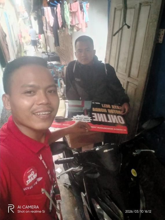 Pelanggan Honda Borobudur beli motor online, diantar ke rumah